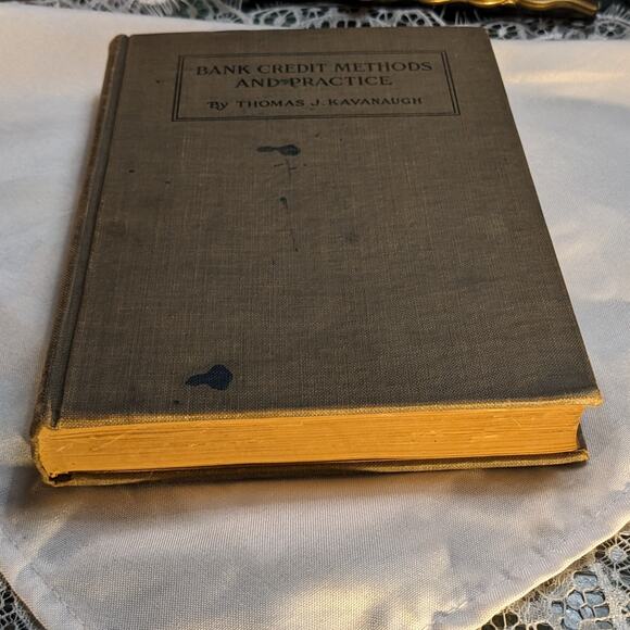 1921 First Printing of "Bank Credit Methods and Practice" Antique Hardback Book - Picture 6 of 10